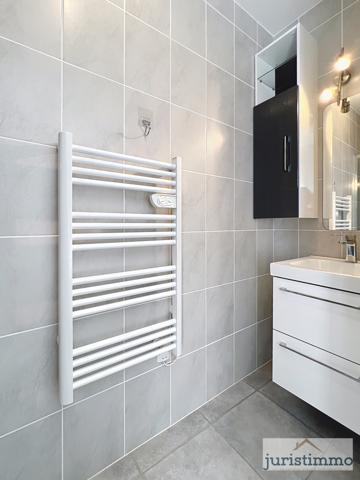 Malaucène (84340) Superbe Villa récente au pied du Mont Ventoux - 4 chambres - 3 salles d'eau - Piscine - Garage