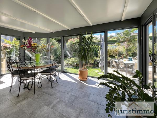 Malaucène (84340) Superbe Villa récente au pied du Mont Ventoux - 4 chambres - 3 salles d'eau - Piscine - Garage