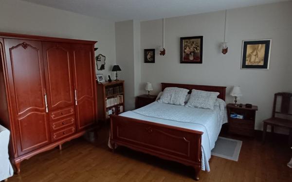 Maison à vendre    4 pièces •  Cinais