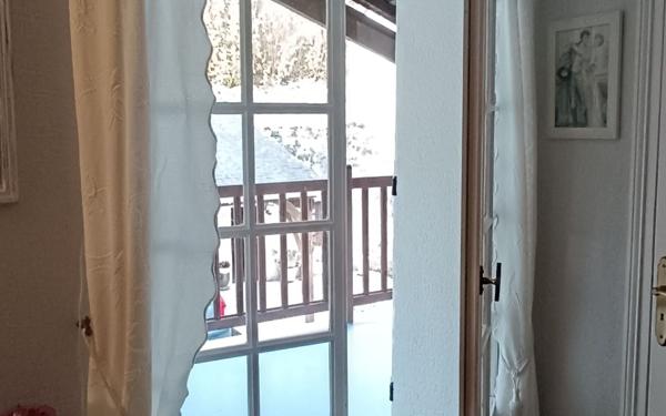 Maison à vendre    4 pièces •  Cinais