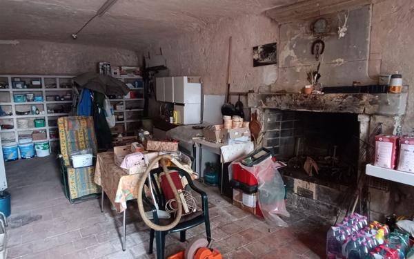 Maison à vendre    4 pièces •  Cinais