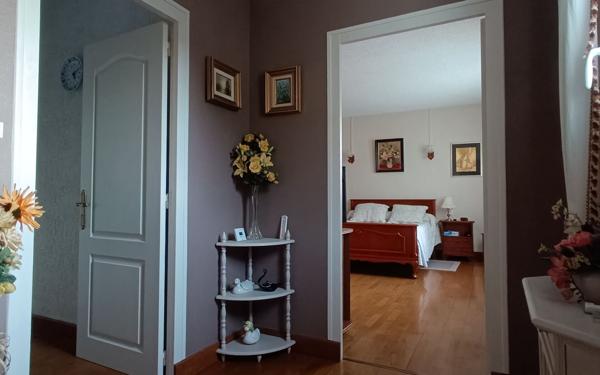 Maison à vendre    4 pièces •  Cinais