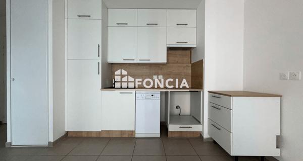 Location Appartement 3 pièces 55.18 m² - Vénissieux 69200