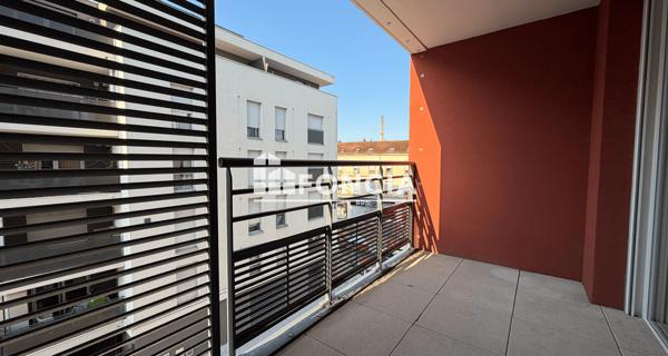 Location Appartement 3 pièces 55.18 m² - Vénissieux 69200