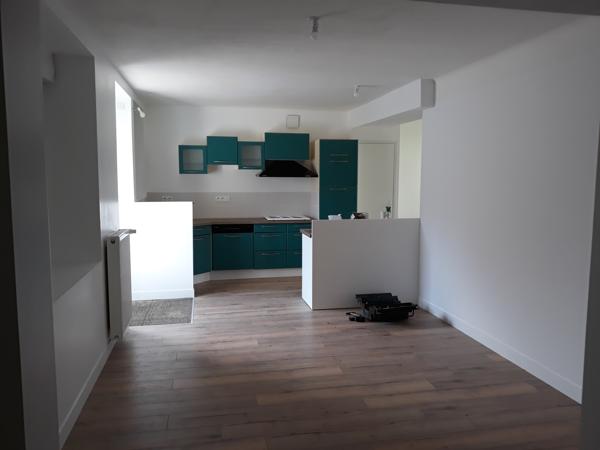 Maison 4 pièce(s) 3 chambre(s) 102 m²
