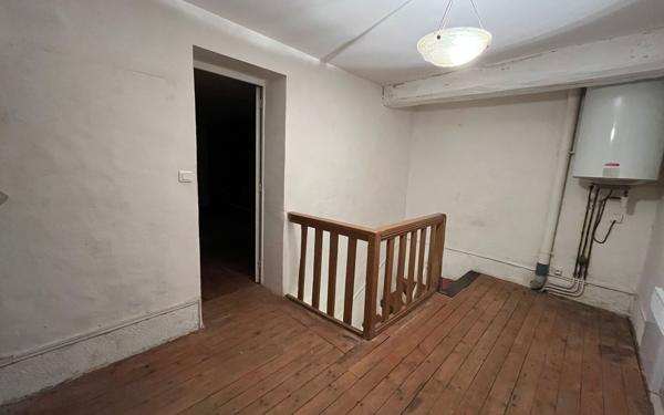 Maison à louer    3 pièces •  Crouttes-sur-Marne