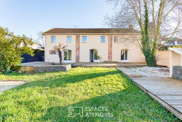 Ancienne Bergerie rénovée et son jardin avec piscine