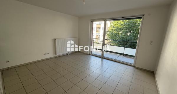 Location Studio 29.5 m² - Besançon 25000