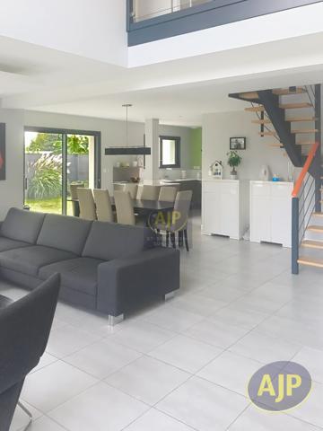 Vente maison Orvault : 619 500 € - AJP Immobilier Saint-Sébastien-sur-Loire