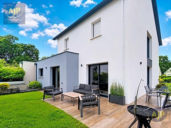 Maison à vendre Orvault - 7 pièces, 152m² avec 5 chambre(s) à 598 000€ - AJP Immobilier Saint-Sébastien-sur-Loire