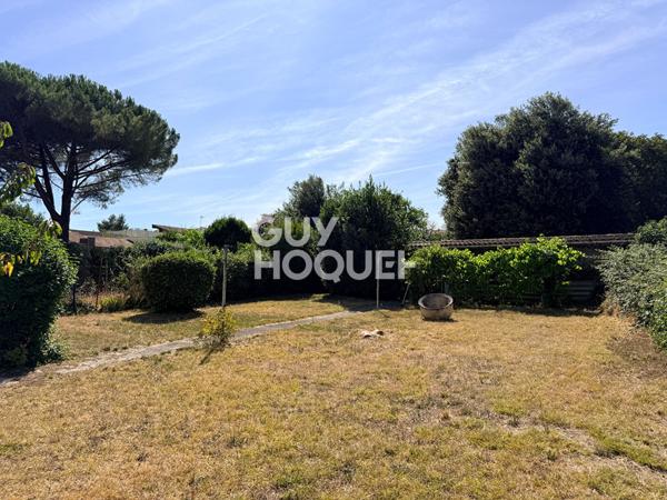 Terrain à vendre de 307 m² exposé Sud-Ouest à La Rochelle - Rompsay