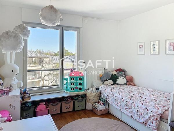 DERNIER ÉTAGE – TERRASSE 14 m² – DPE C