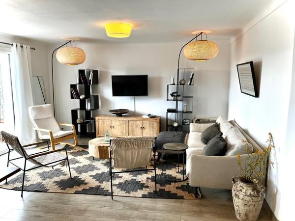 Grimaud (83310) Au calme Maison de village à Grimaud