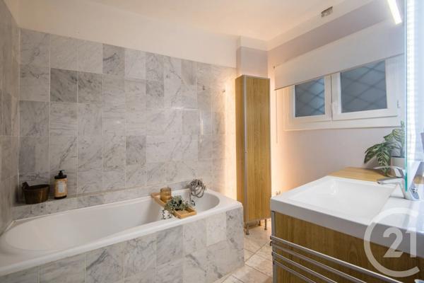 Appartement F3 à vendre  3 pièces - 76,76 m 2   NICE  - 06