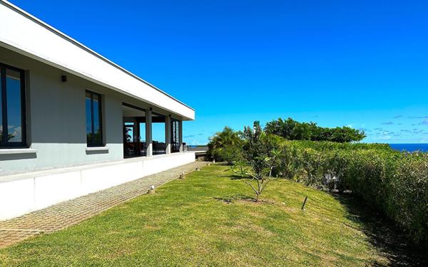 Maison à vendre    4 pièces •  Le Marigot