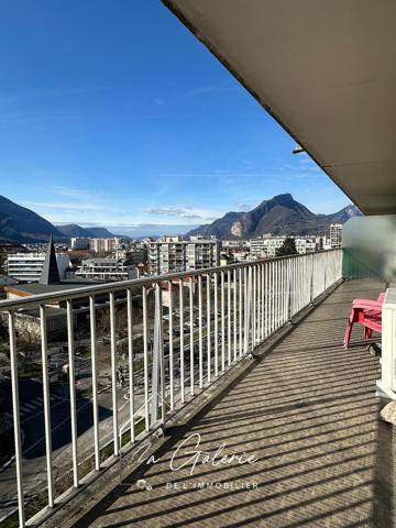 T3 AVEC ROOF TOP GRENOBLE