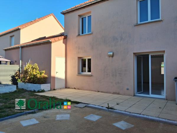 Maison · Location St Julien (21490) 5 pièces · 102m²