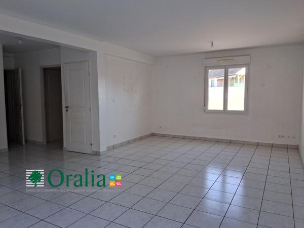 Maison · Location St Julien (21490) 5 pièces · 102m²
