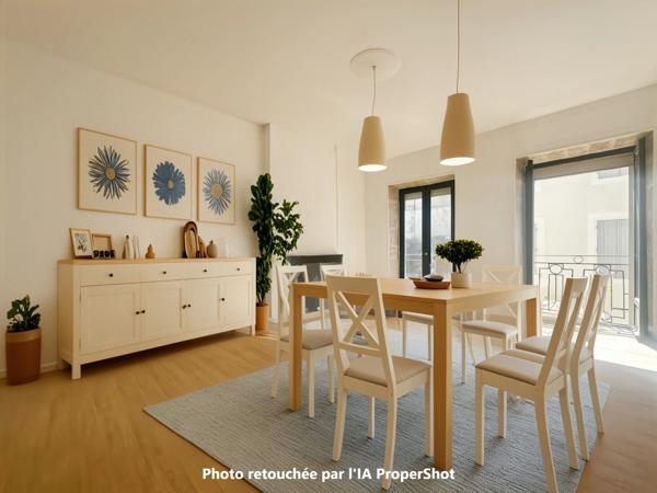 Exclusvité. Villeneuve Sur Lot, appartement T3 traversant au 2ème étage d'un bel immeuble en pierres