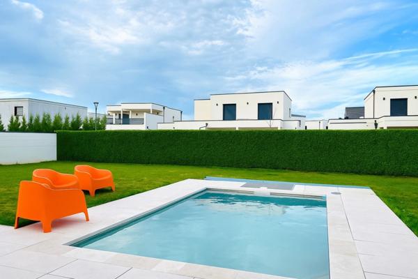 Dijon Sud, Perrigny-Les-Dijon, maison T6 de 147 m2 sur un terrain de 523 m2