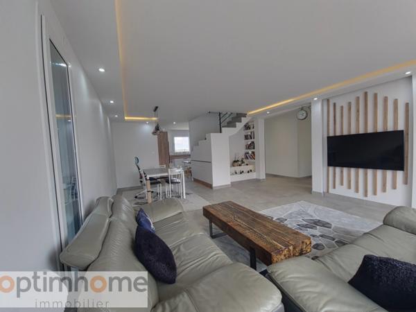 Dijon Sud, Perrigny-Les-Dijon, maison T6 de 147 m2 sur un terrain de 523 m2