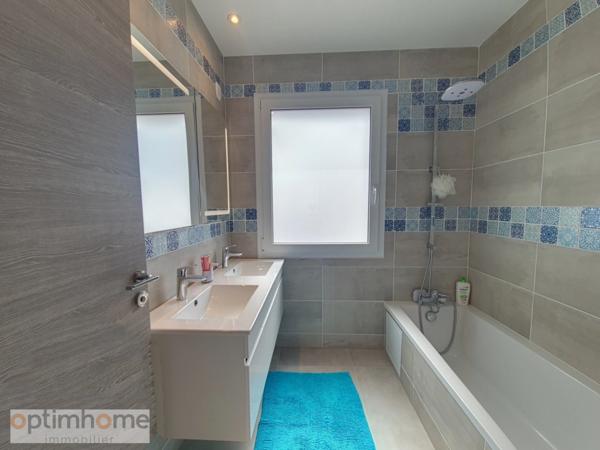 Dijon Sud, Perrigny-Les-Dijon, maison T6 de 147 m2 sur un terrain de 523 m2