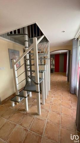 Maison à vendre 9 pièces 163 m² Bouniagues