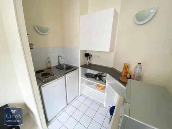 Appartement à louer 1 pièce 21m² Tours (37000)