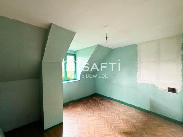 Longère à rénover au calme, proche Ducey-les-Chéris