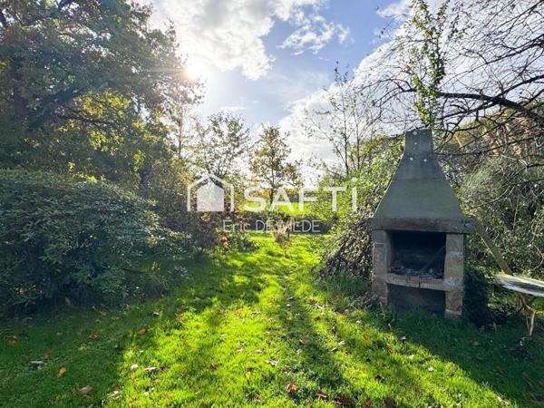 Longère à rénover au calme, proche Ducey-les-Chéris