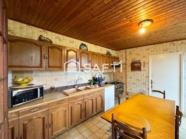 Longère à rénover au calme, proche Ducey-les-Chéris