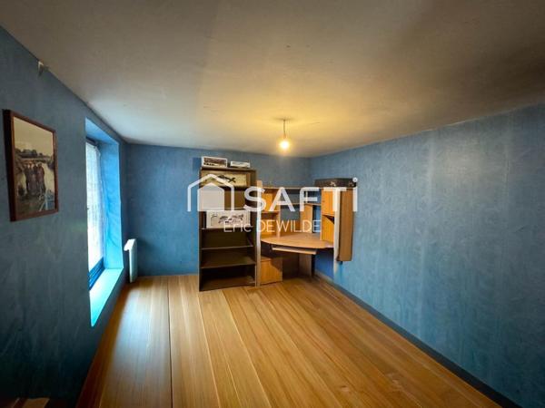 Longère à rénover au calme, proche Ducey-les-Chéris