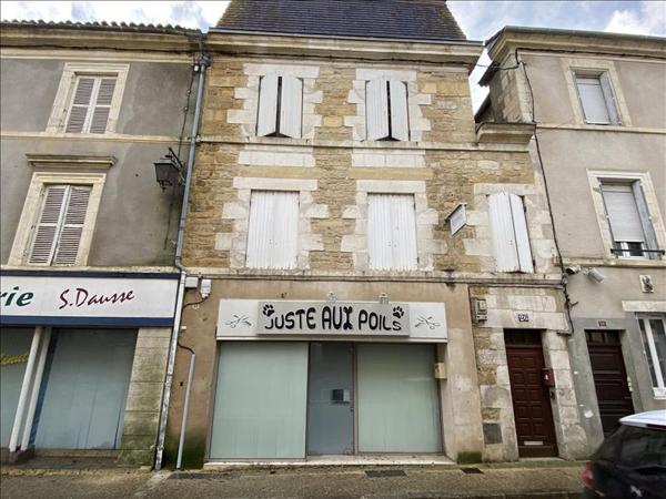 Immeuble à vendre |  Thiviers |  210 m²