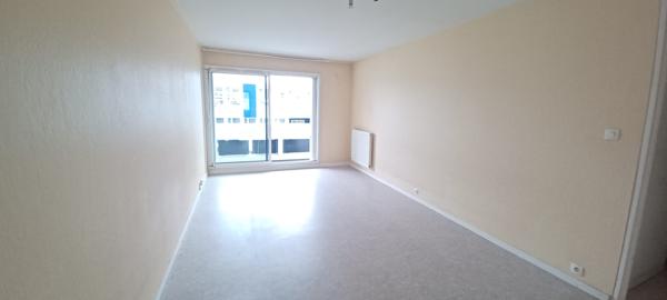 MIREUIL – 31 AVENUE DE LA RESISTANCE – LA ROCHELLE – APPARTEMENT T3 – N°3 – 1er ETAGE