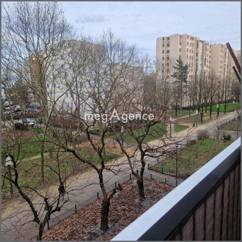 Appartement à VAULX-EN-VELIN, 69120 - 4 pièces 67m²