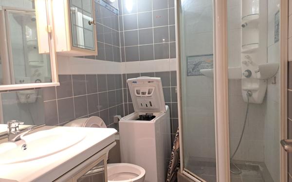 Appartement à vendre    1 pièce • 28,02 m2 Vallauris