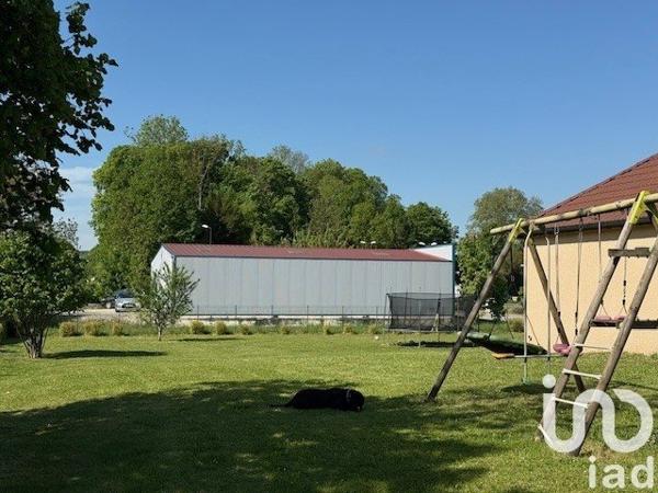 Pavillon 7 pièces de 140 m² à Essoyes (10360)