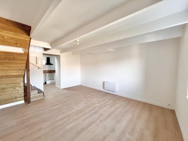 Appartement à louer 530 € CC Morlaix 2 p 50 m² DPE C