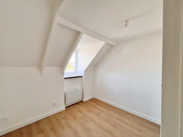 Appartement à louer 530 € CC Morlaix 2 p 50 m² DPE C