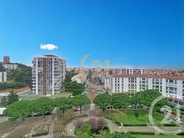 Appartement F4 à vendre  5 pièces - 106 m 2   PERPIGNAN  - 66