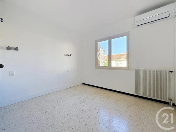 Appartement F4 à vendre  5 pièces - 106 m 2   PERPIGNAN  - 66