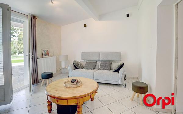 Maison à vendre    4 pièces •  Saint-Clair-de-la-Tour