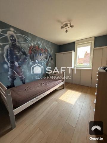 Maison de lotissement proche de la zone commerciale à LONGUENESSE