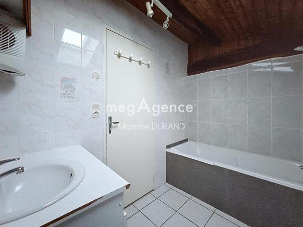Appartement à TREMENTINES, 49340 - 4 pièces 85m²