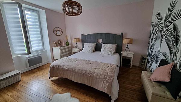 BRIVE CENTRE VILLE - BELLE MAISON DE CARACTERE