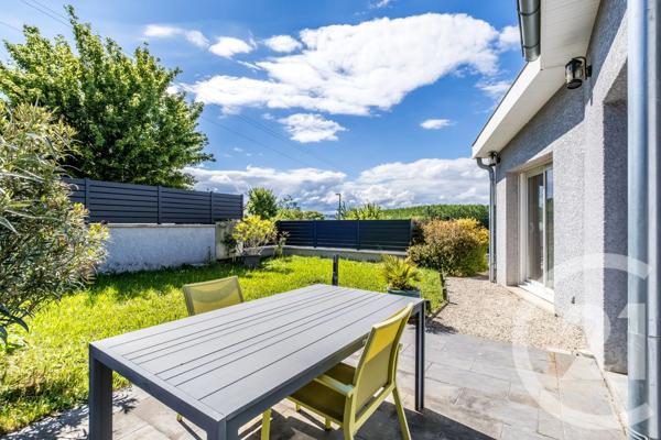 Maison à vendre  4 pièces - 89,92 m 2   ST DIDIER DE FORMANS  - 01