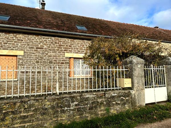 Maison à vendre 7 pièces entre POUILLY-EN-AUXOIS ET SEMUR-EN-AUXOIS (21)