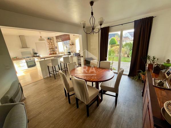 Maison 5/6 chambres entièrement rénovée à VILLEPREUX