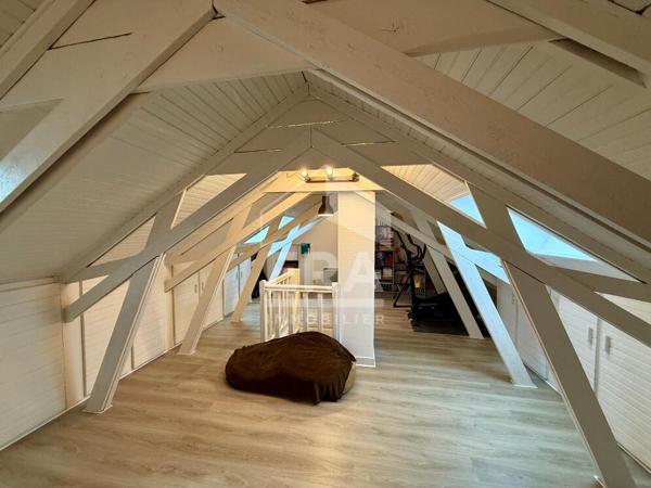 Maison 5/6 chambres entièrement rénovée à VILLEPREUX