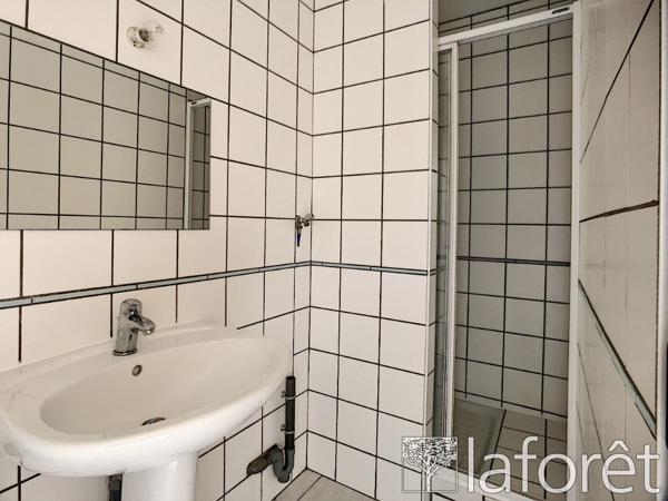 Location appartement près de NEUFCHATEAU - 3 pièce(s) - 34 m² - 360 €/mois
